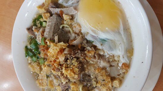 Deco's la Paz Batchoy